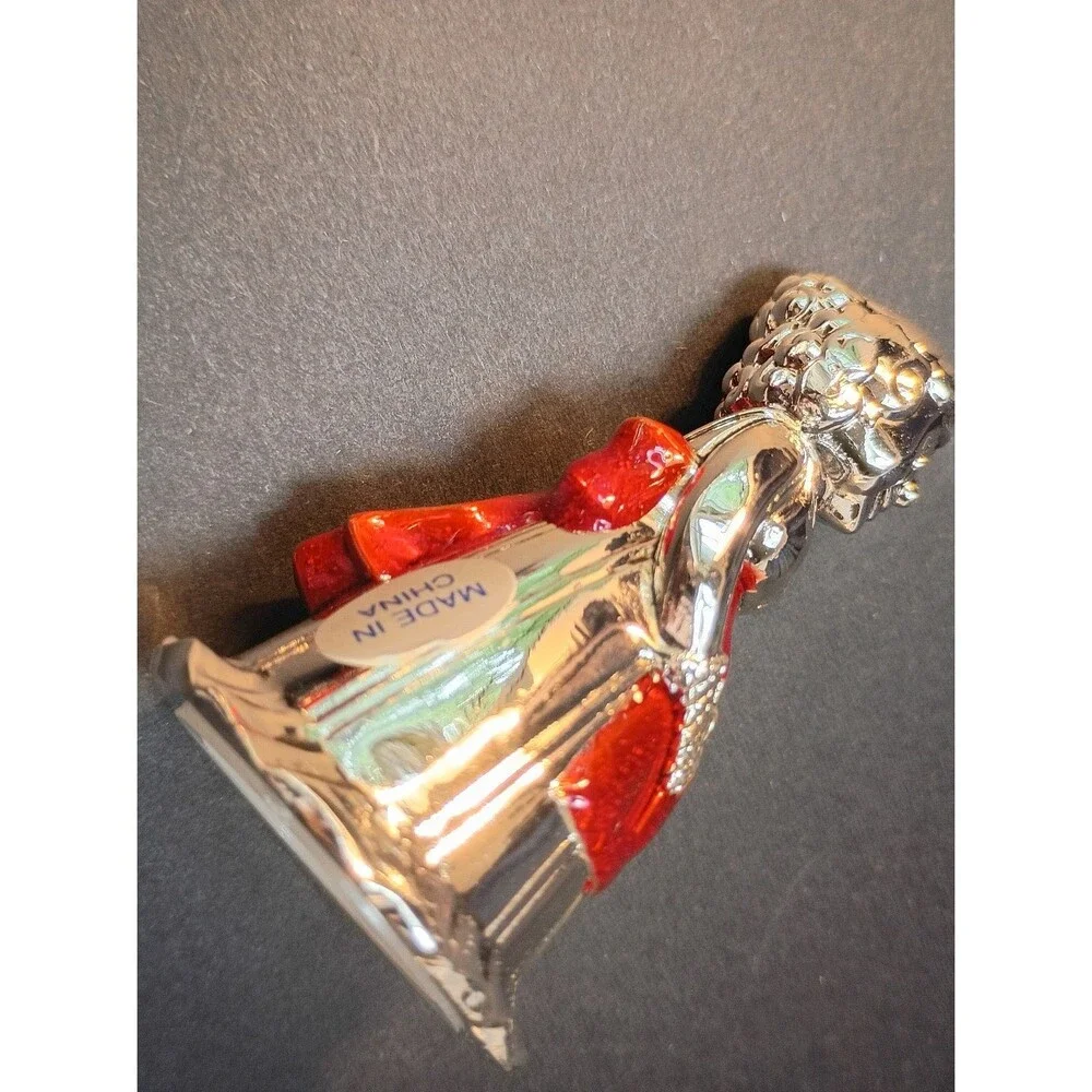 Brilliant Silver Plated Bright Red Salt & Pepper Shakers, Mr &Mrs Clause, New